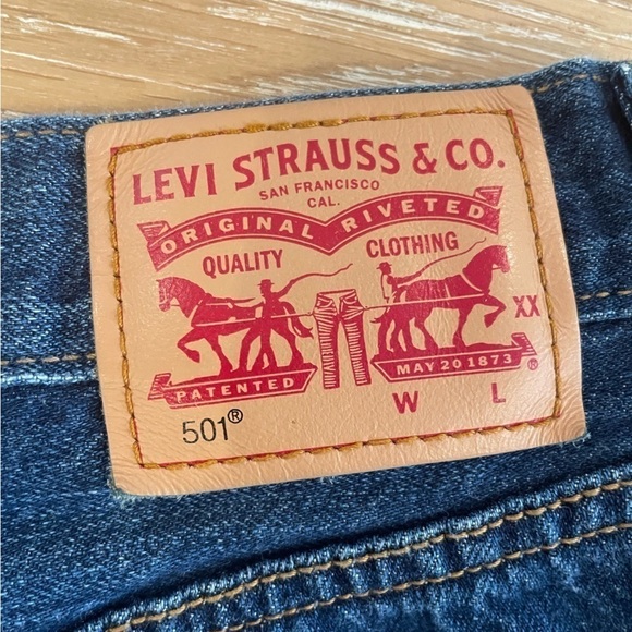 Levi’s 501 shorts - Picture 7 of 9